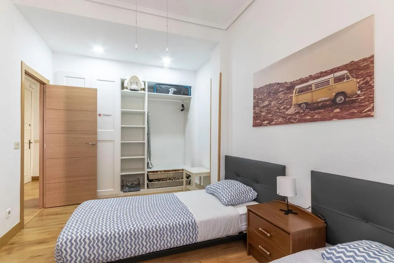 Apartamento Junto Al Guggenheim Con Parking Gratuito Bilbao 0*,  Španělsko